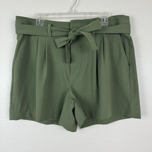 NWT Banana Republic Factory Paperbag Tie-Waist Shorts Pleated Career Casual 16